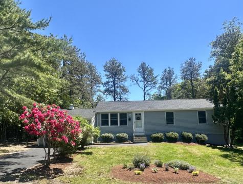 86 Carl Landi Circle Falmouth MA 02536