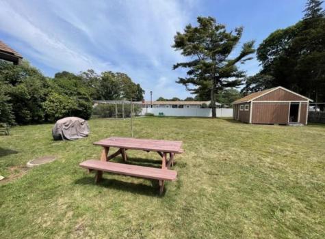 24 Robinson Road Falmouth MA 02540