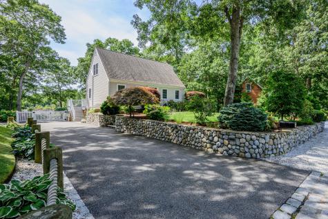 287 Mitchells Way Hyannis MA 02601