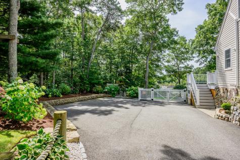 287 Mitchells Way Hyannis MA 02601