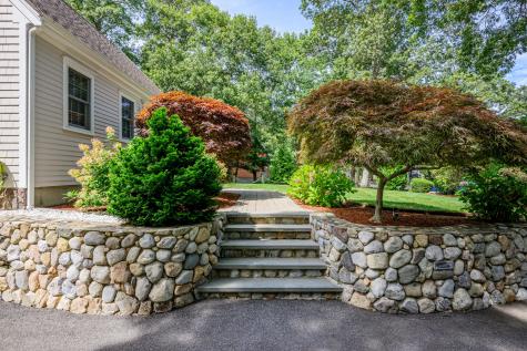 287 Mitchells Way Hyannis MA 02601