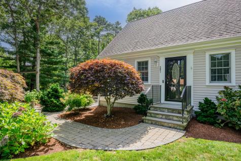 287 Mitchells Way Hyannis MA 02601