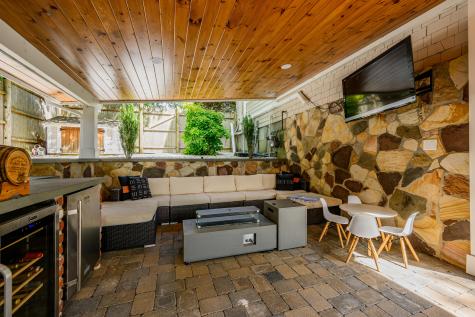287 Mitchells Way Hyannis MA 02601