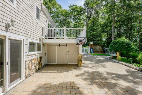 287 Mitchells Way Hyannis MA 02601