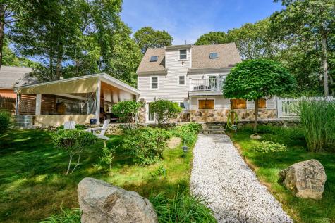 287 Mitchells Way Hyannis MA 02601
