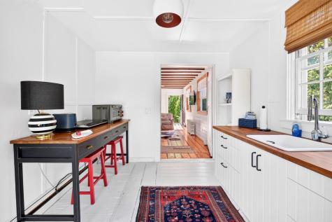 341 Woods Hole Road Woods Hole MA 02543