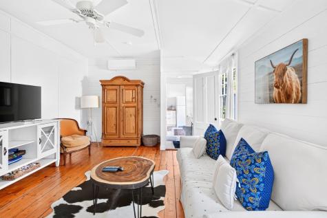 341 Woods Hole Road Woods Hole MA 02543