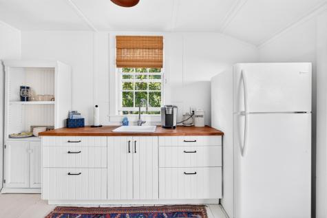 341 Woods Hole Road Woods Hole MA 02543