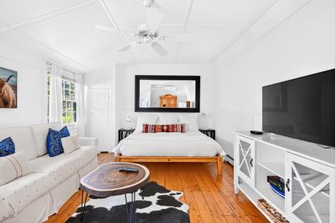 341 Woods Hole Road Woods Hole MA 02543
