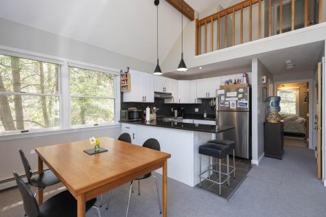 17 Hilton Avenue Falmouth MA 02543