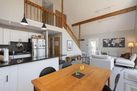 17 Hilton Avenue Falmouth MA 02543