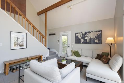 17 Hilton Avenue Falmouth MA 02543