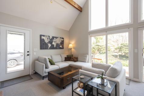 17 Hilton Avenue Falmouth MA 02543