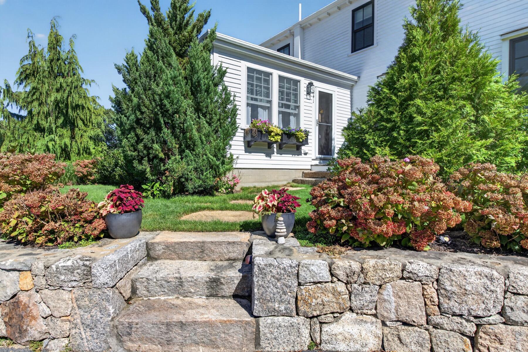 341 Woods Hole Road Woods Hole MA 02543