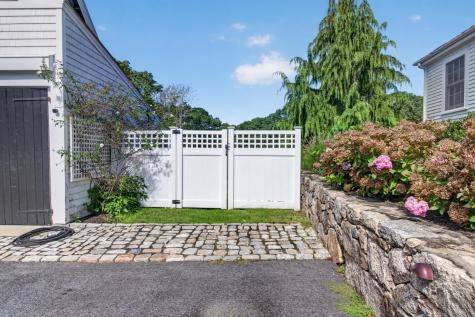 341 Woods Hole Road Woods Hole MA 02543