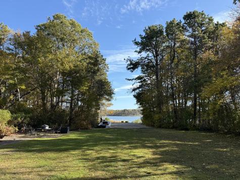 28 Swan Lake Road Yarmouth MA 02673