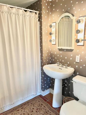 86 Scudder's Lane Barnstable MA 02630