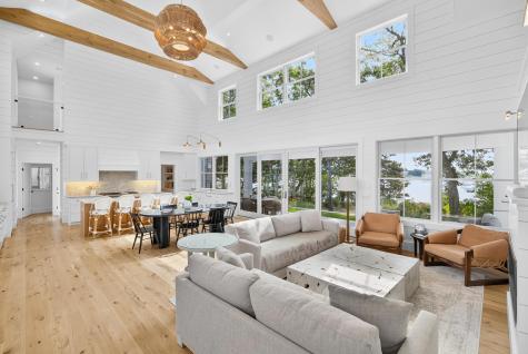 8 Bridge Street Falmouth MA 02536