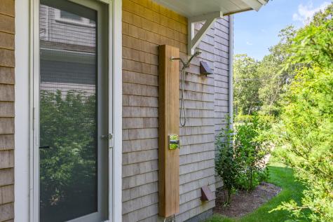 8 Bridge Street Falmouth MA 02536