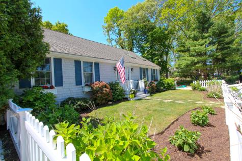 13 South Street Osterville MA 02655