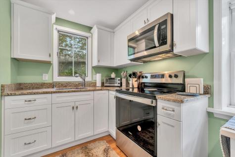 44 Misty Meadow Lane MA 02650