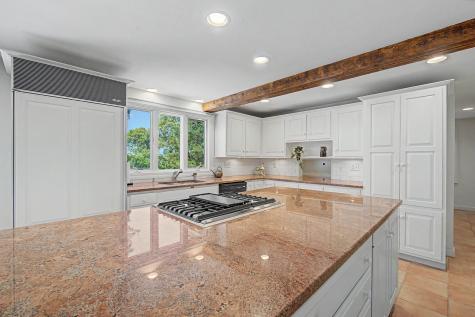 4 Maureens Way Dennis MA 02638