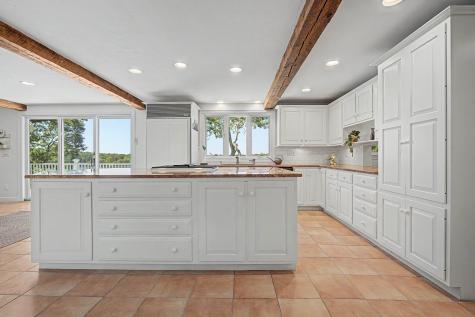 4 Maureens Way Dennis MA 02638