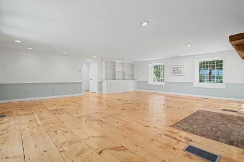 4 Maureens Way Dennis MA 02638