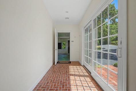 4 Maureens Way Dennis MA 02638