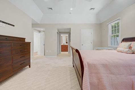 4 Maureens Way Dennis MA 02638