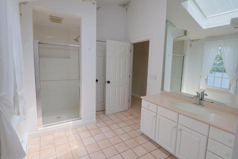 4 Maureens Way Dennis MA 02638
