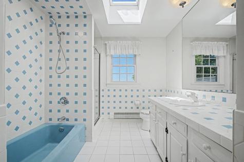 4 Maureens Way Dennis MA 02638