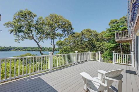 4 Maureens Way Dennis MA 02638
