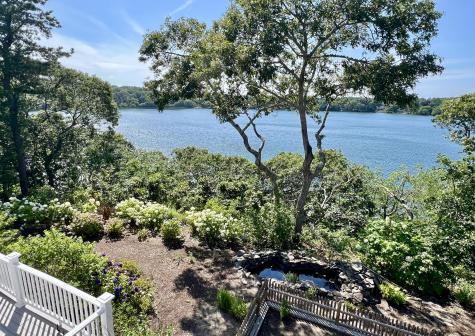4 Maureens Way Dennis MA 02638