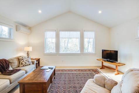 33 Fern Lane Falmouth MA 02543