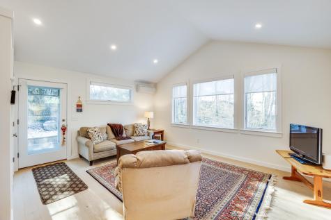 33 Fern Lane Falmouth MA 02543