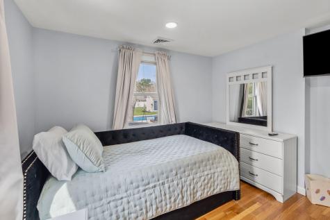 129 Longview Drive Centerville MA 02632