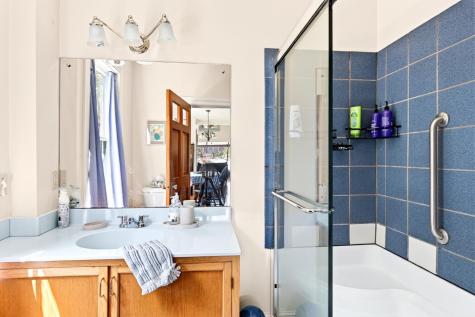 16 Millfield Street Woods Hole MA 02543