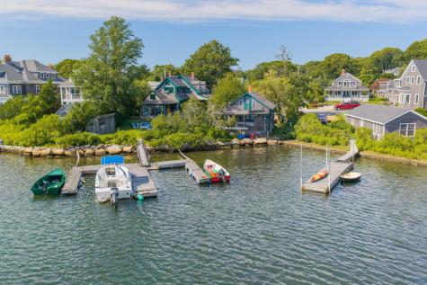 16 Millfield Street Woods Hole MA 02543