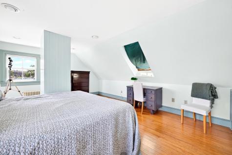 16 Millfield Street Woods Hole MA 02543