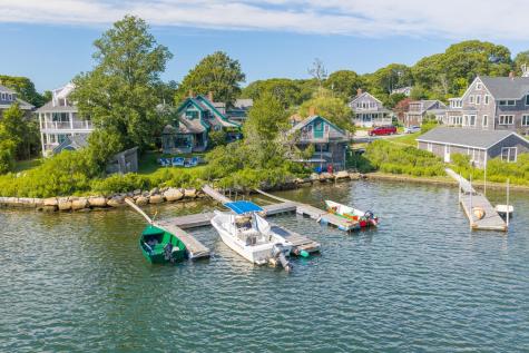16 Millfield Street Woods Hole MA 02543
