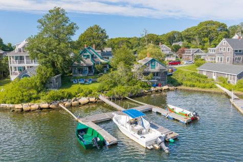 16 Millfield Street Woods Hole MA 02543