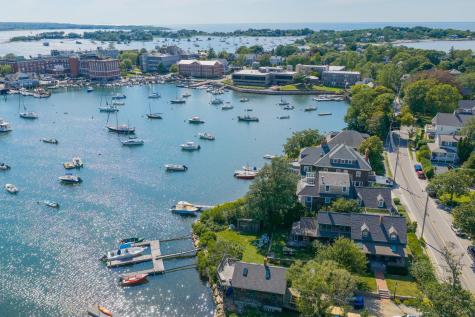 16 Millfield Street Woods Hole MA 02543
