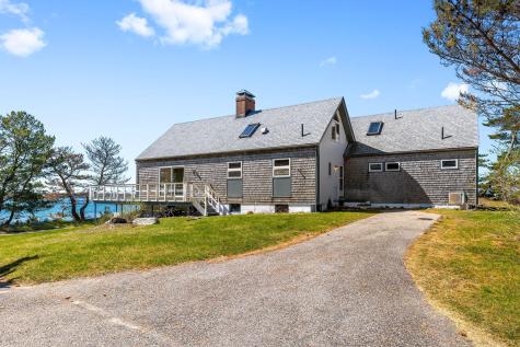 169 Penzance Road Falmouth MA 02540
