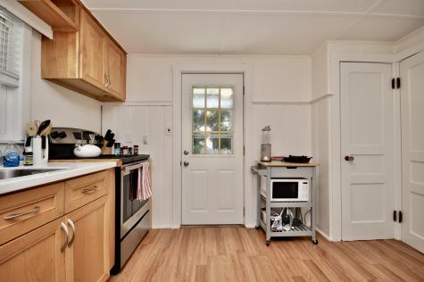 28 Cochituate Road Plymouth MA 02360
