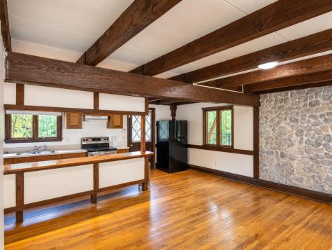 23 Traders Lane West Yarmouth MA 02673