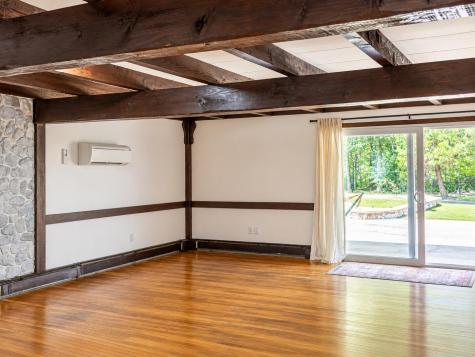 23 Traders Lane West Yarmouth MA 02673
