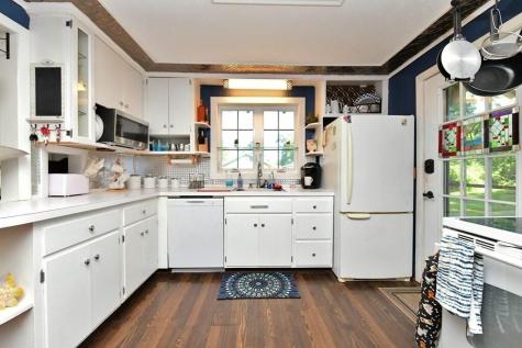 85 Presidents Road Buzzards Bay MA 02532