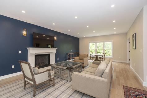 4 Leslie Street Falmouth MA 02543