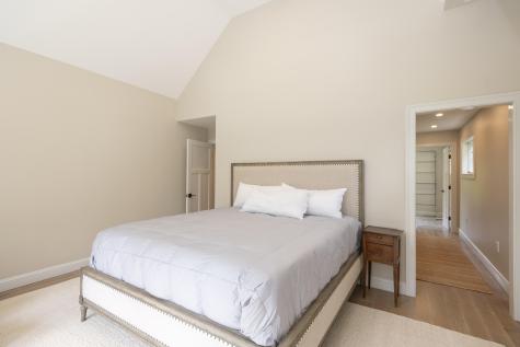 4 Leslie Street Falmouth MA 02543